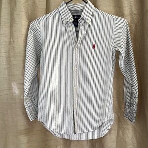 ❤️BUNDLE BUY 3 GET 15% OFF❤️
Ralph Lauren White and Black Button Down Shirt